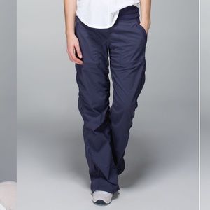 🍋 Lululemon dance studio pant size 4 tall